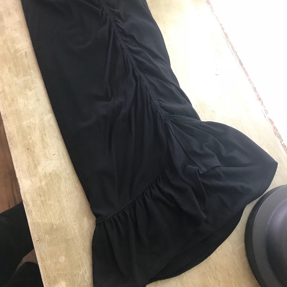 NWOT black skirt - Picture 5 of 5
